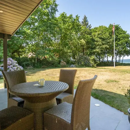 Prázdninový dům Kennet - 30m From The Sea By Interhome *