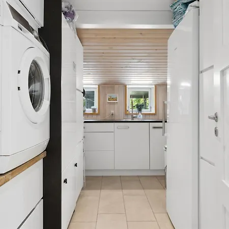 Kennet - 30m From The Sea By Interhome *