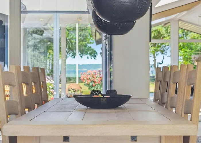 Kennet - 30m From The Sea By Interhome *