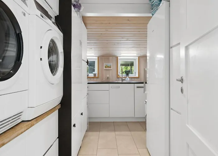 Kennet - 30m From The Sea By Interhome *