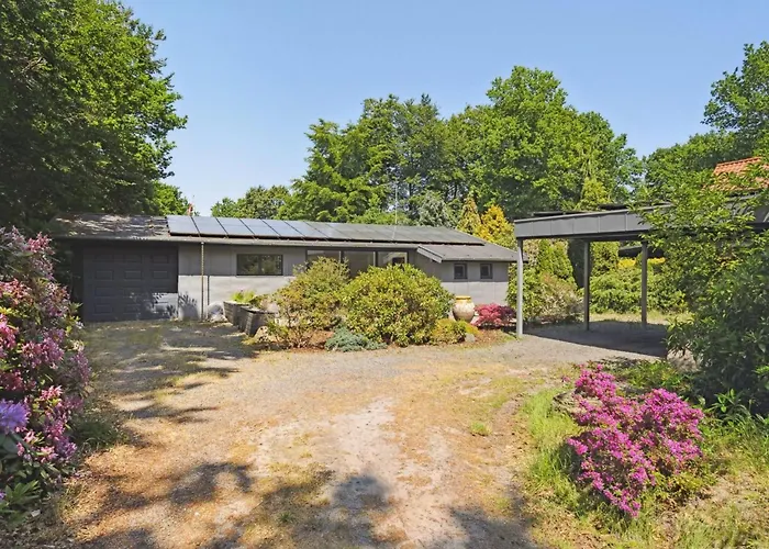 Kennet - 30m From The Sea By Interhome